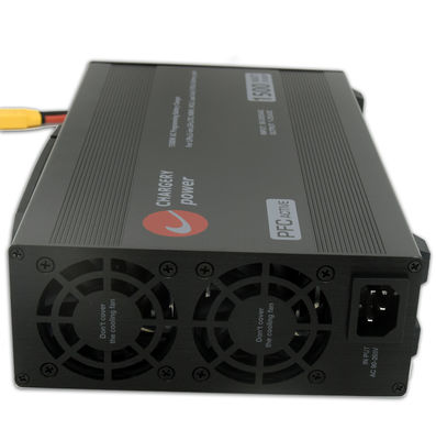 Pengisi ulang LFP Lifepo4 Lithium Battery Charger C10325 5S hingga 28S 102.2V